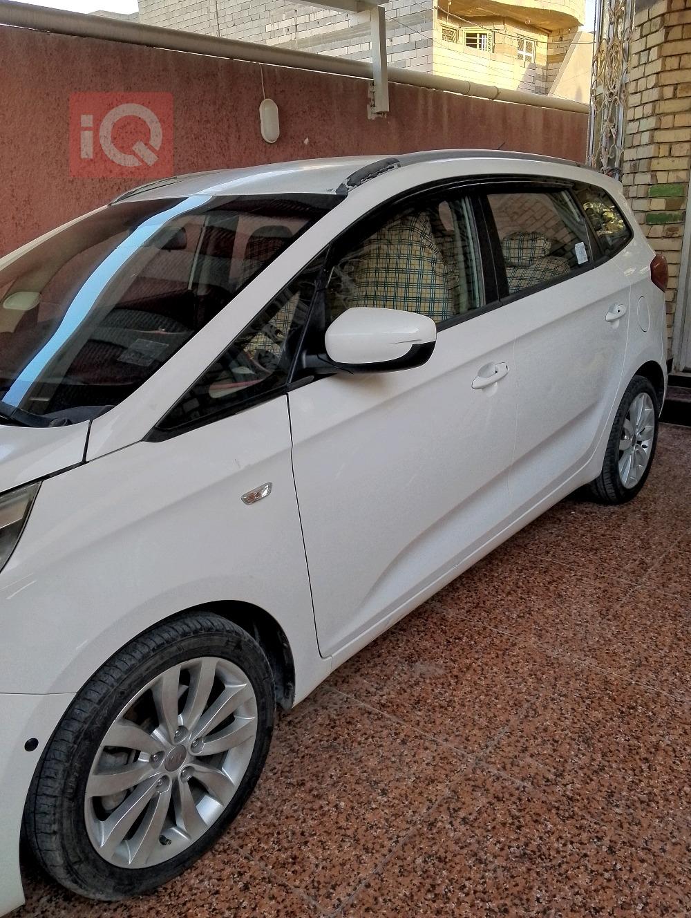 Kia Carens